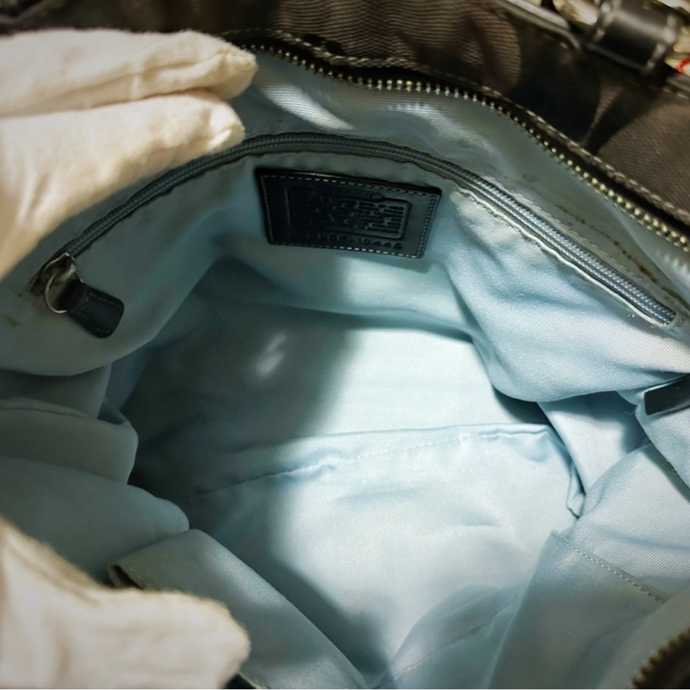 Vintage Coach soho shoulder bag 2006 year Black and Gold Signature Tote bag - Picture 6 of 17